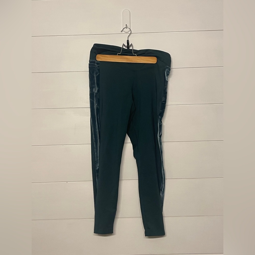 Pink cozy yoga pants- velvet strip down sides